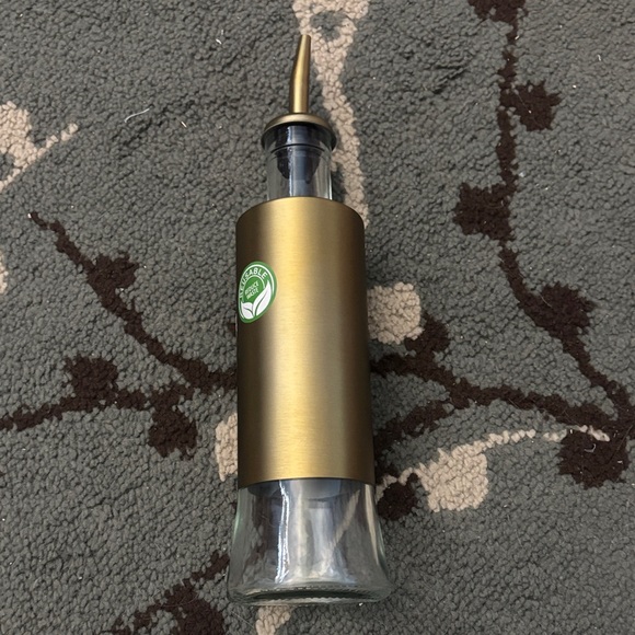 unknown Other - Stylish Gold and Clear Oil Dispenser